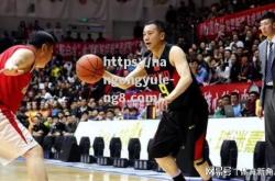 南宫娱乐-CBA最“壕横”的老板身价355亿夺冠夜百万豪车送每位球员